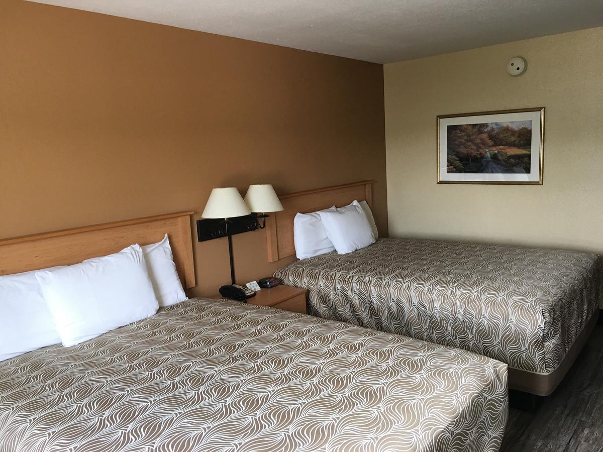 Hometown Inn-soddy Daisy